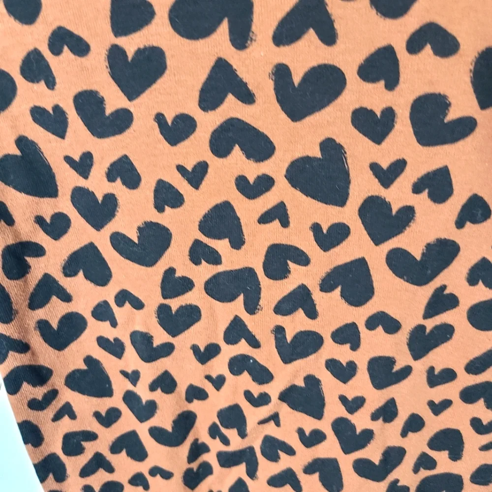Carter's Kids‎ Girls Size 10/10A Brown and Black 2-Piece PJ Set with Hearts